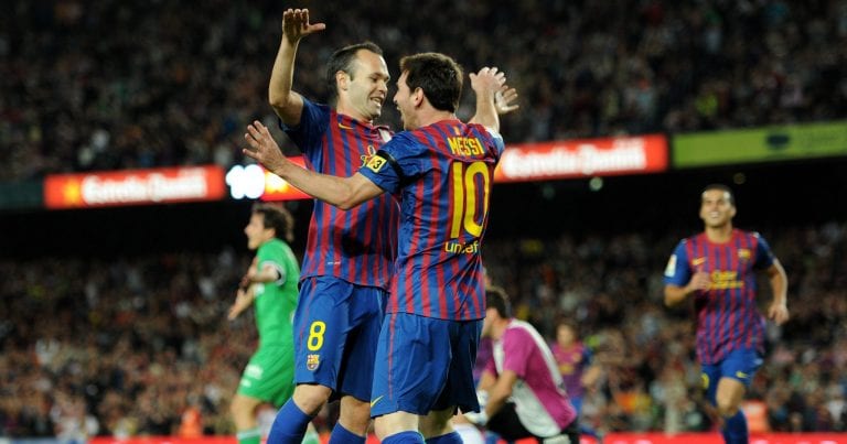 Iniesta Messi Iniesta, realtà o Play Station? Guarda il video